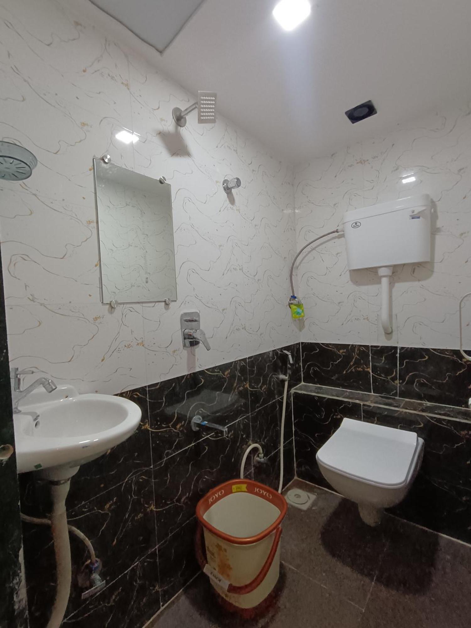Hotel Powai Residency 뭄바이 외부 사진