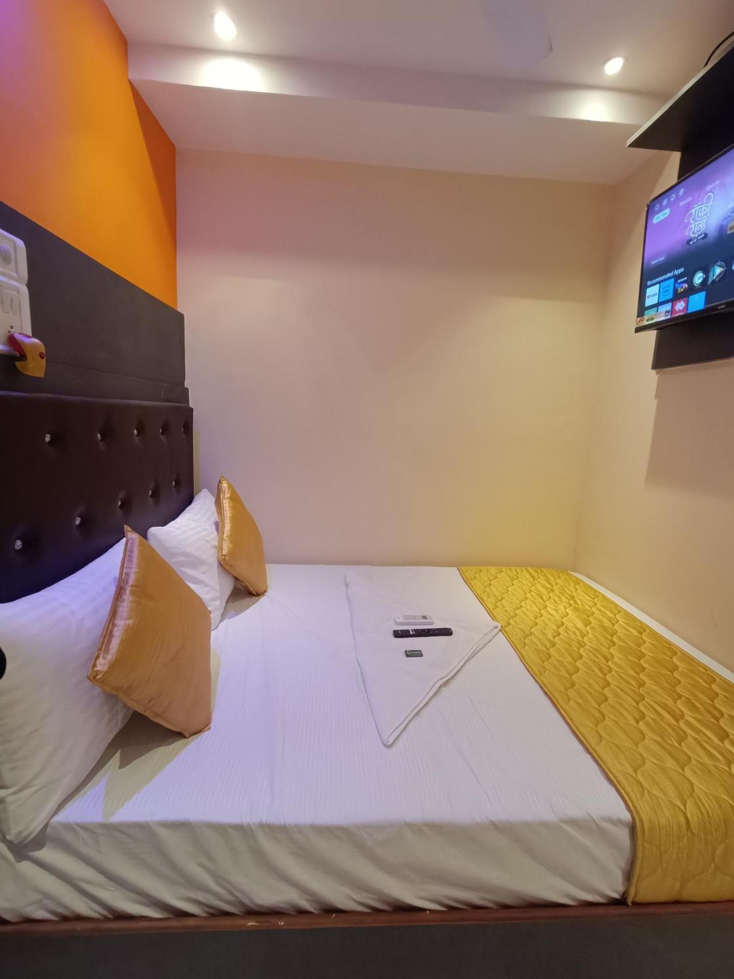 Hotel Powai Residency 뭄바이 외부 사진