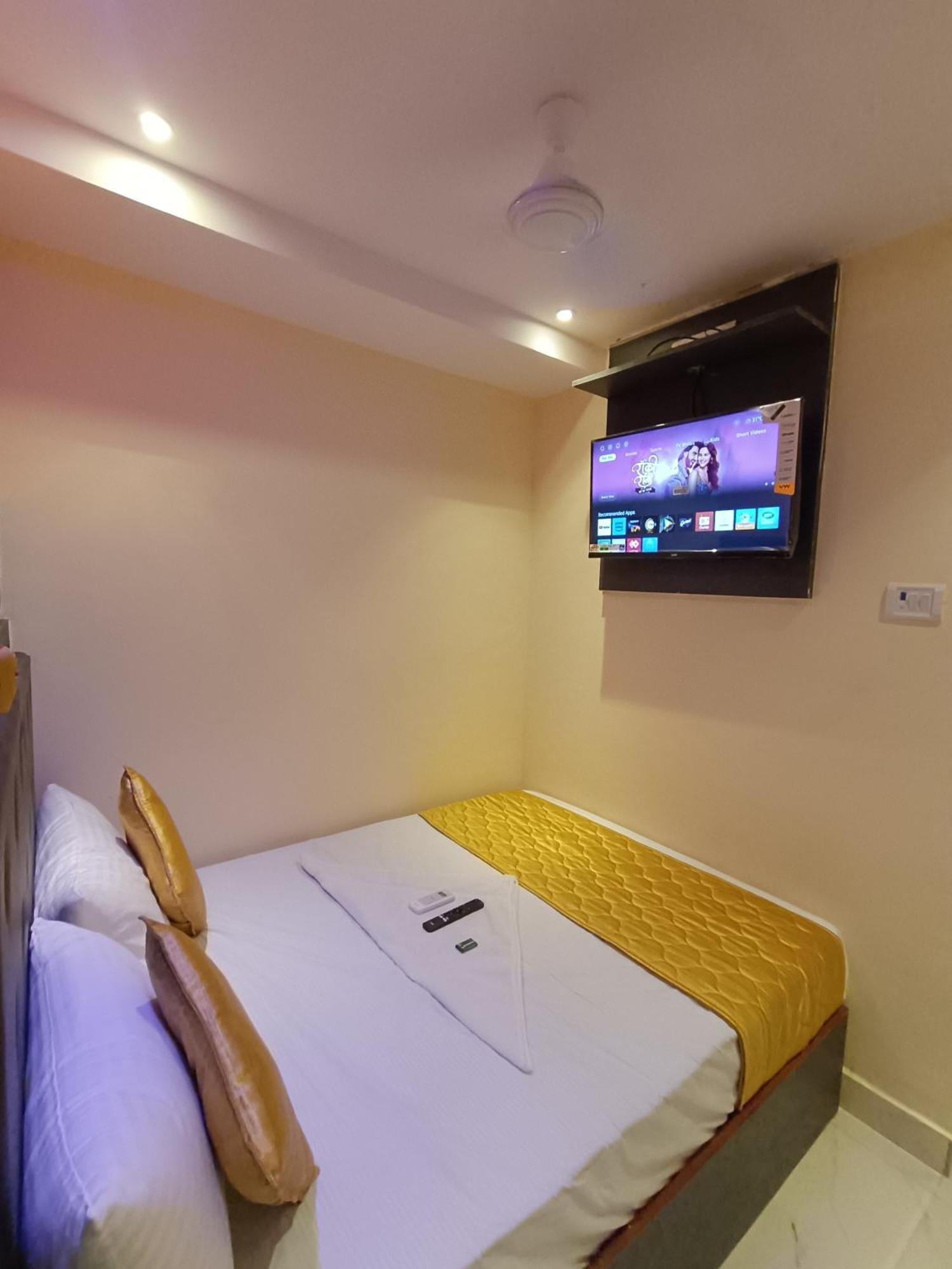 Hotel Powai Residency 뭄바이 외부 사진