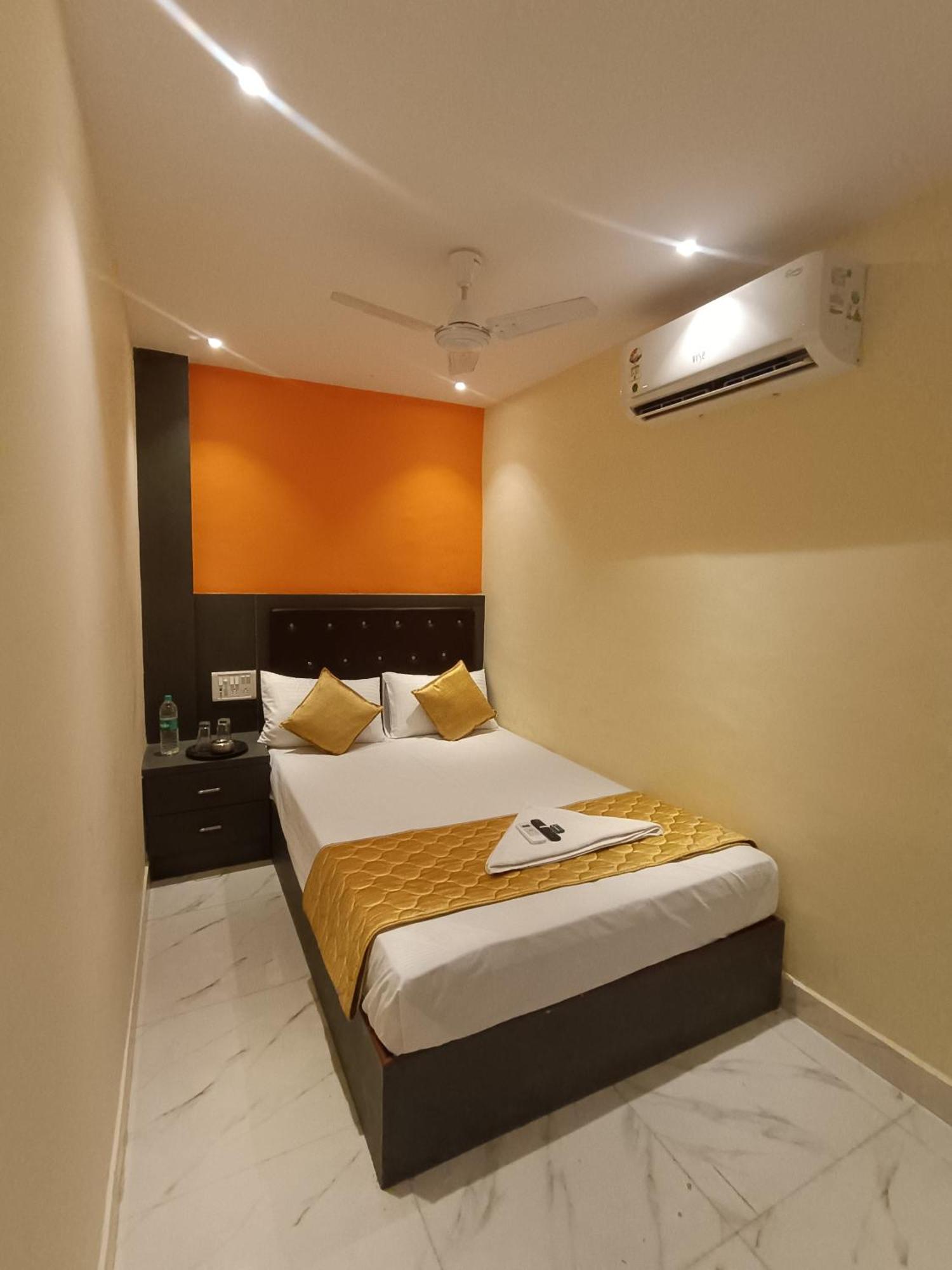 Hotel Powai Residency 뭄바이 외부 사진